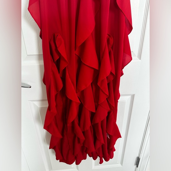 PrettyLittleThings “Hot Mama” Red Ruffled Maxi Dress - Picture 7 of 8